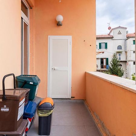 Piazza Sforzini Cozy Apartment Near The Sea! Livorno Zewnętrze zdjęcie