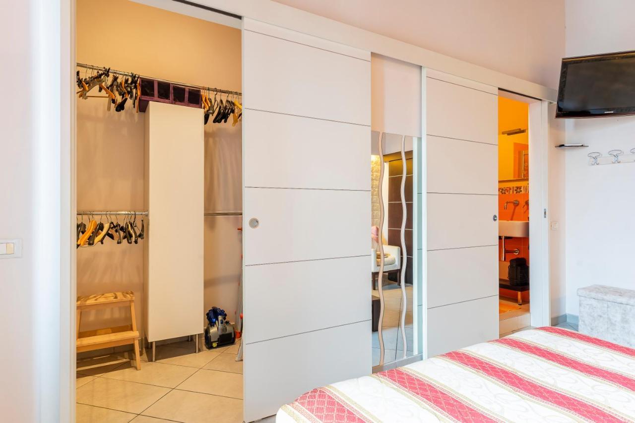 Piazza Sforzini Cozy Apartment Near The Sea! Livorno Zewnętrze zdjęcie