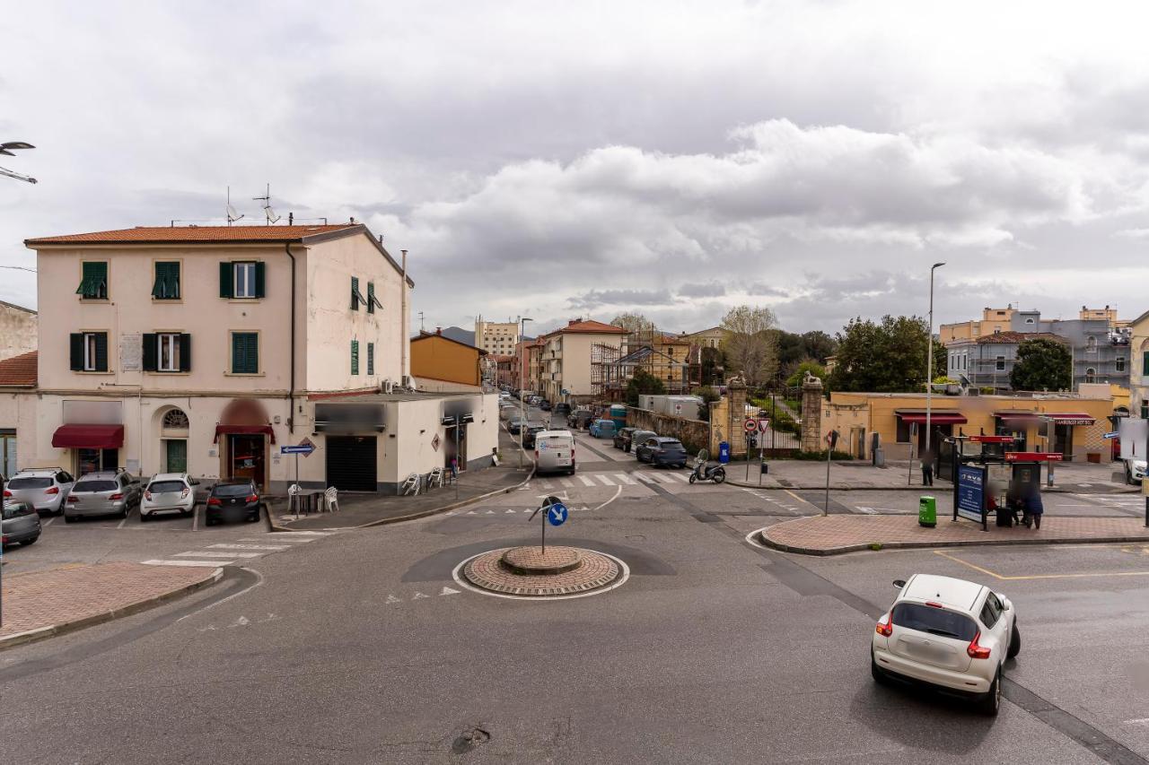 Piazza Sforzini Cozy Apartment Near The Sea! Livorno Zewnętrze zdjęcie
